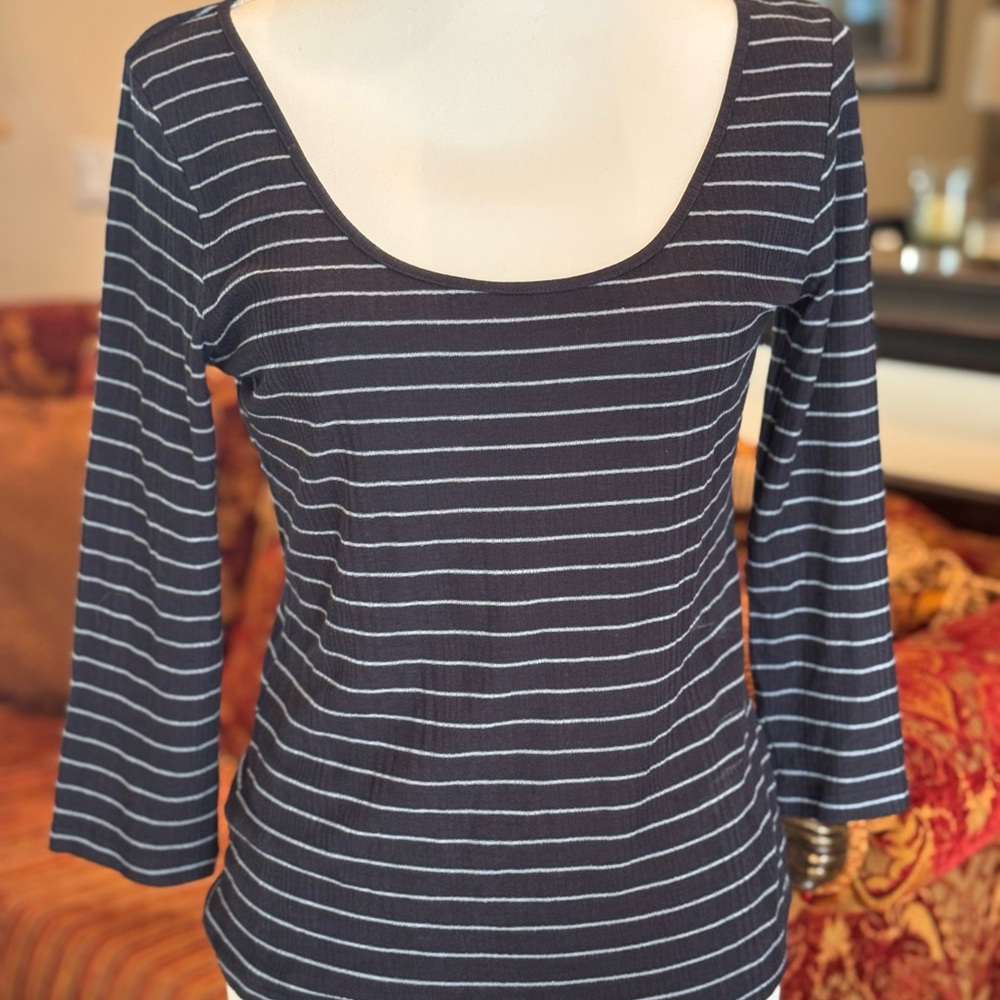 Vince Blue and White Fitted 3/4 Sleeve Blouse